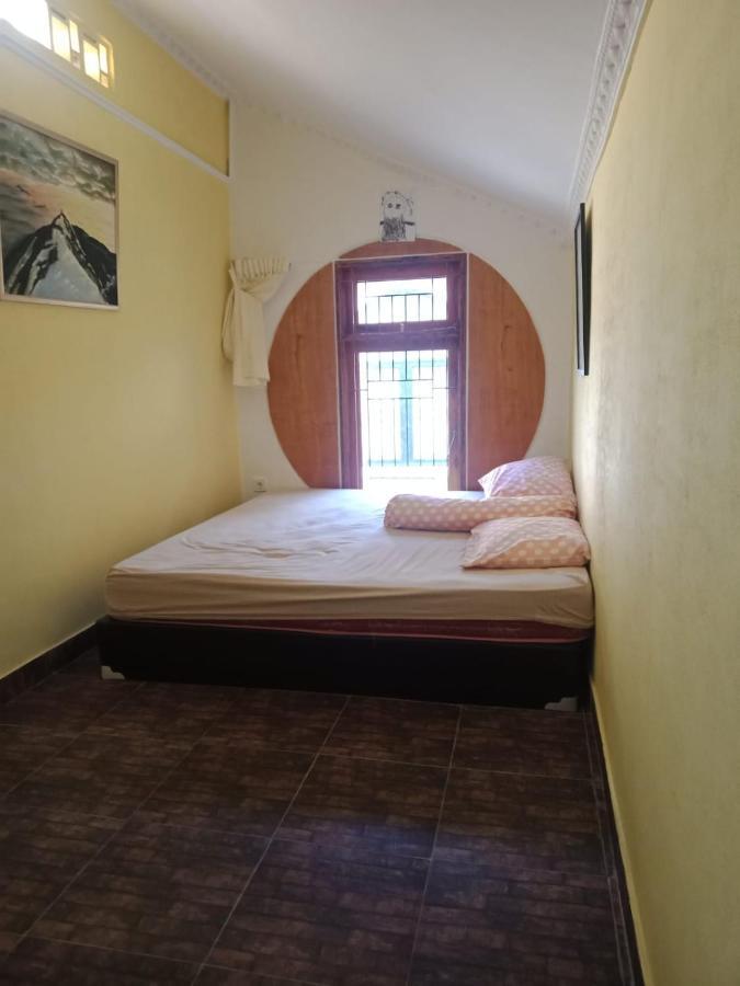 Villa Kota Bunga Cipanas 3 Kamar Baru Renovasi Full Wifi Cikundul Exteriör bild